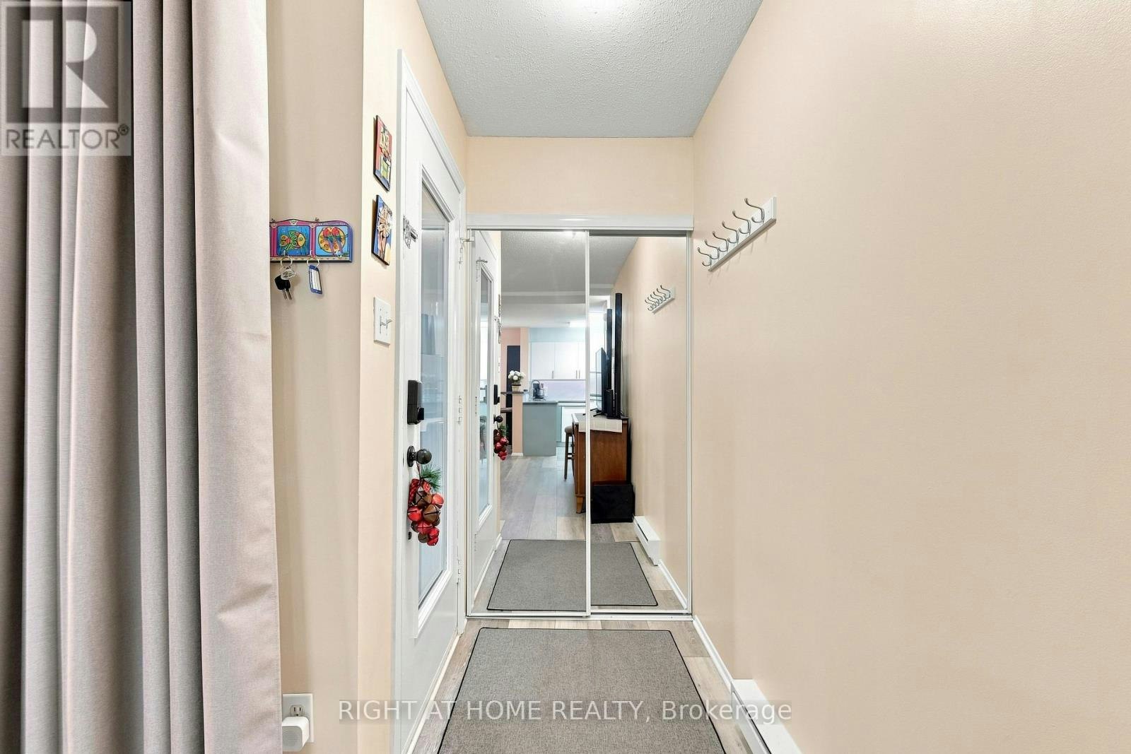 112-1750 Marsala Crescent, Ottawa, ON, K4A 2G6 - 4