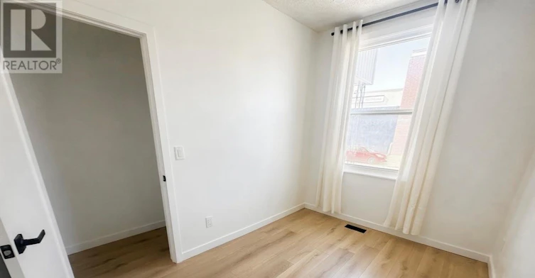 1-920 Gladstone Avenue, Ottawa, ON, K1R 6Y4 - 8