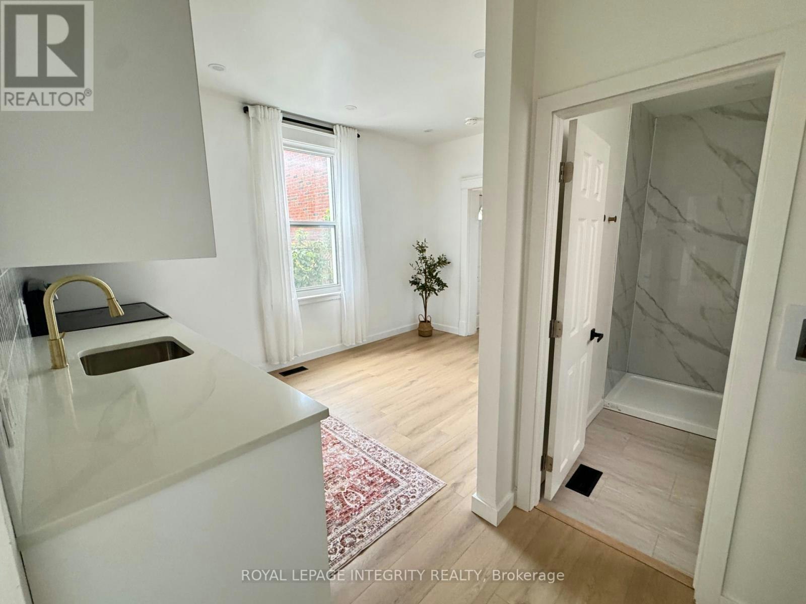 1-920 Gladstone Avenue, Ottawa, ON, K1R 6Y4 - 2