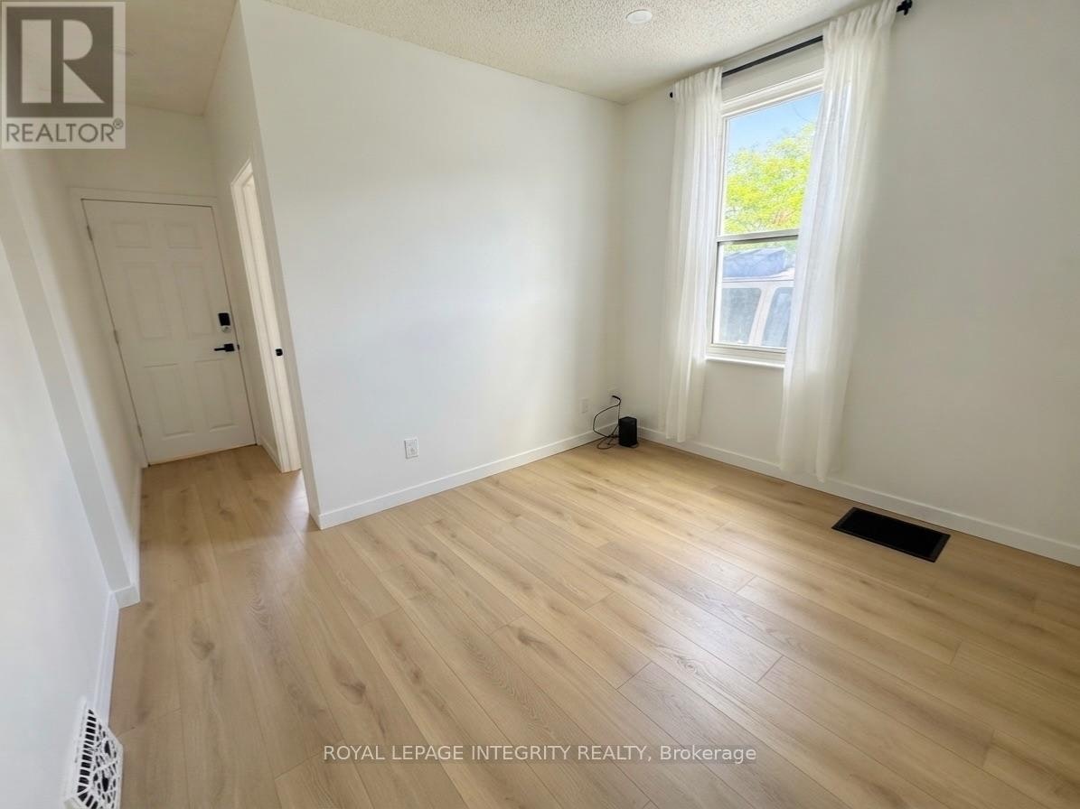 1-920 Gladstone Avenue, Ottawa, ON, K1R 6Y4 - 11