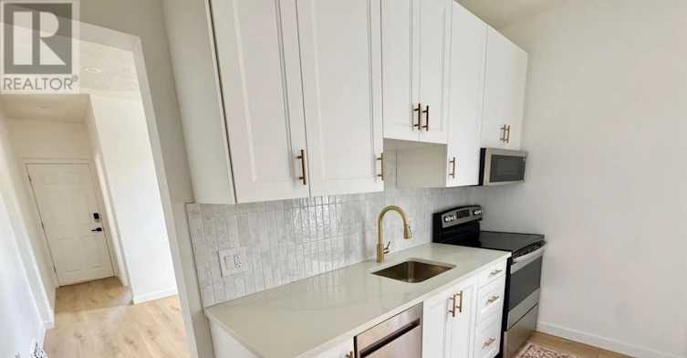 1-920 Gladstone Avenue, Ottawa, ON, K1R 6Y4