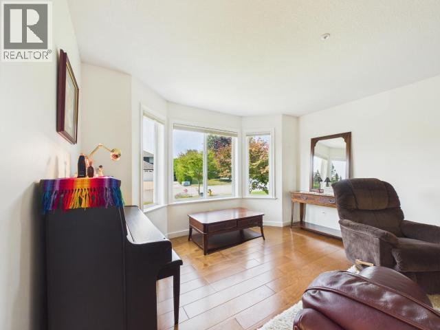 3400 Ontario Avenue, Powell River, BC, V8A 5M7 - 39