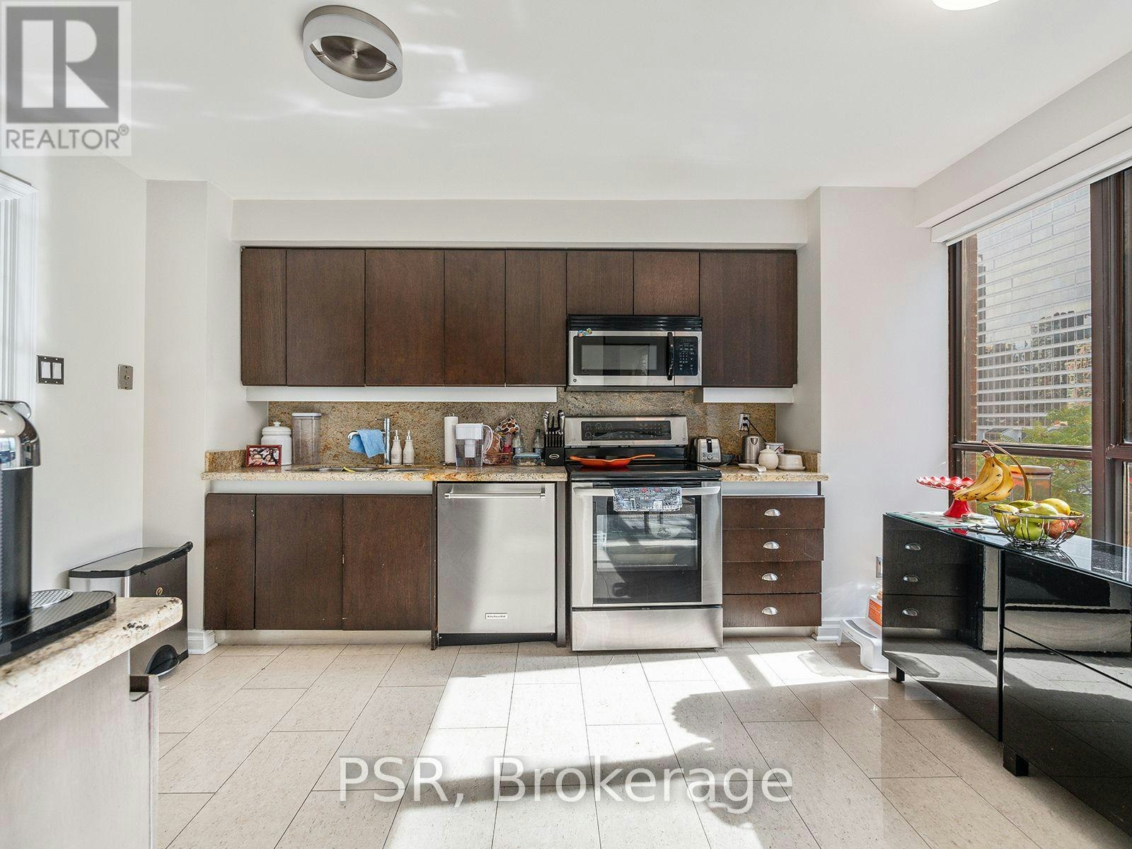 602-164 Cumberland Street, Toronto, ON, M5R 1A8 - 15