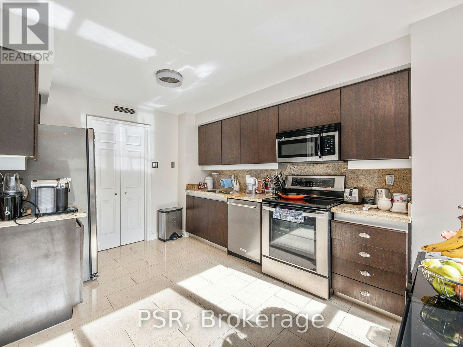 602-164 Cumberland Street, Toronto, ON, M5R 1A8 - 16