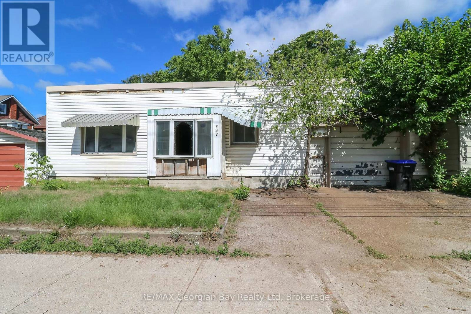 382 Yonge Street, Midland, ON, L4R 2B6
