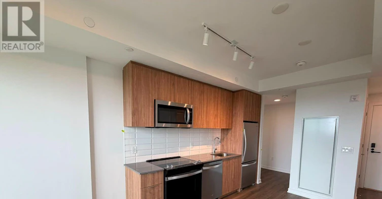 E502-740 Whitlock Avenue, Milton, ON, L9E 2B4 - 7