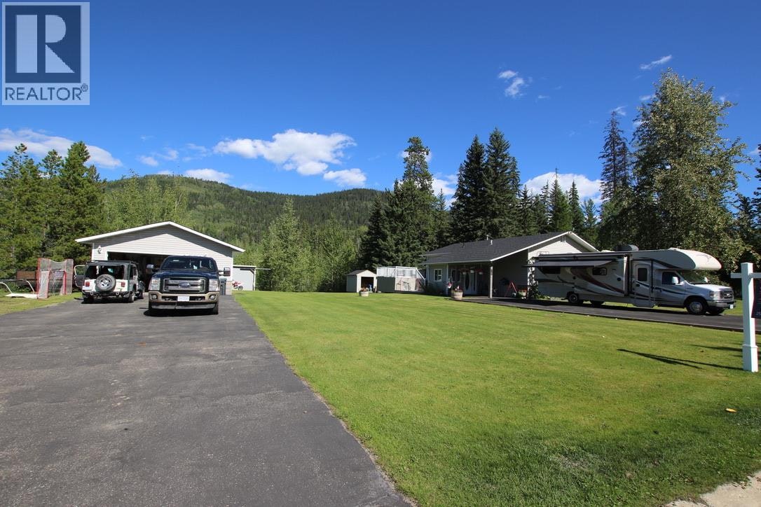 40/48 Kinuseo Place, Tumbler Ridge, BC, V0C 2W0