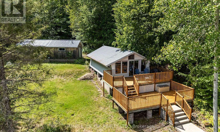 221 Duck Point Trail