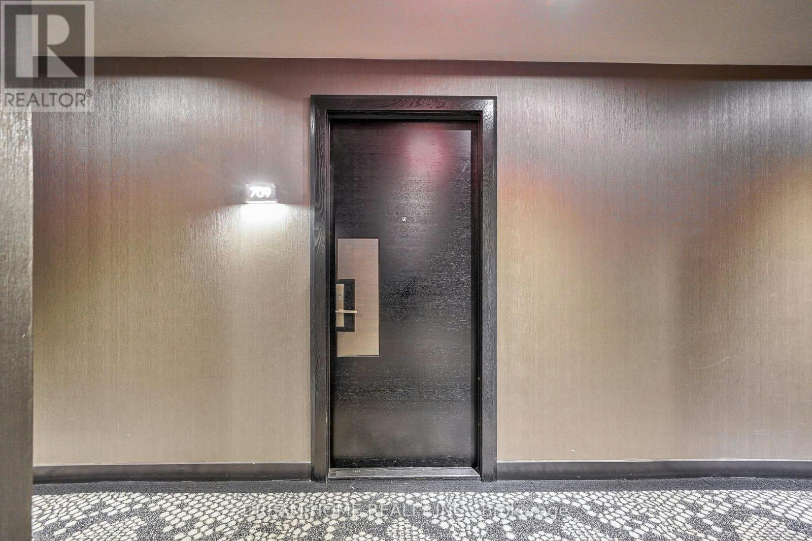 709-1080 Bay Street, Toronto, ON, M5S 0A5 - 6