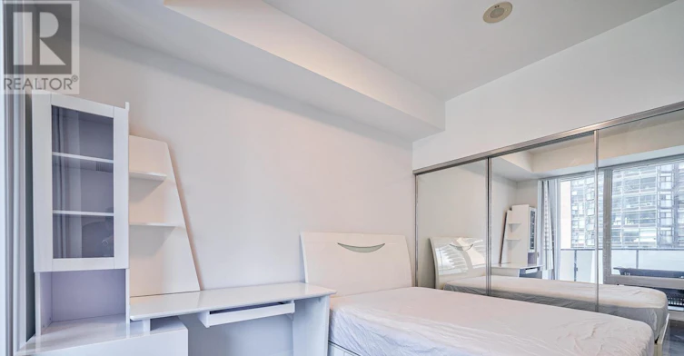 709-1080 Bay Street, Toronto, ON, M5S 0A5 - 11
