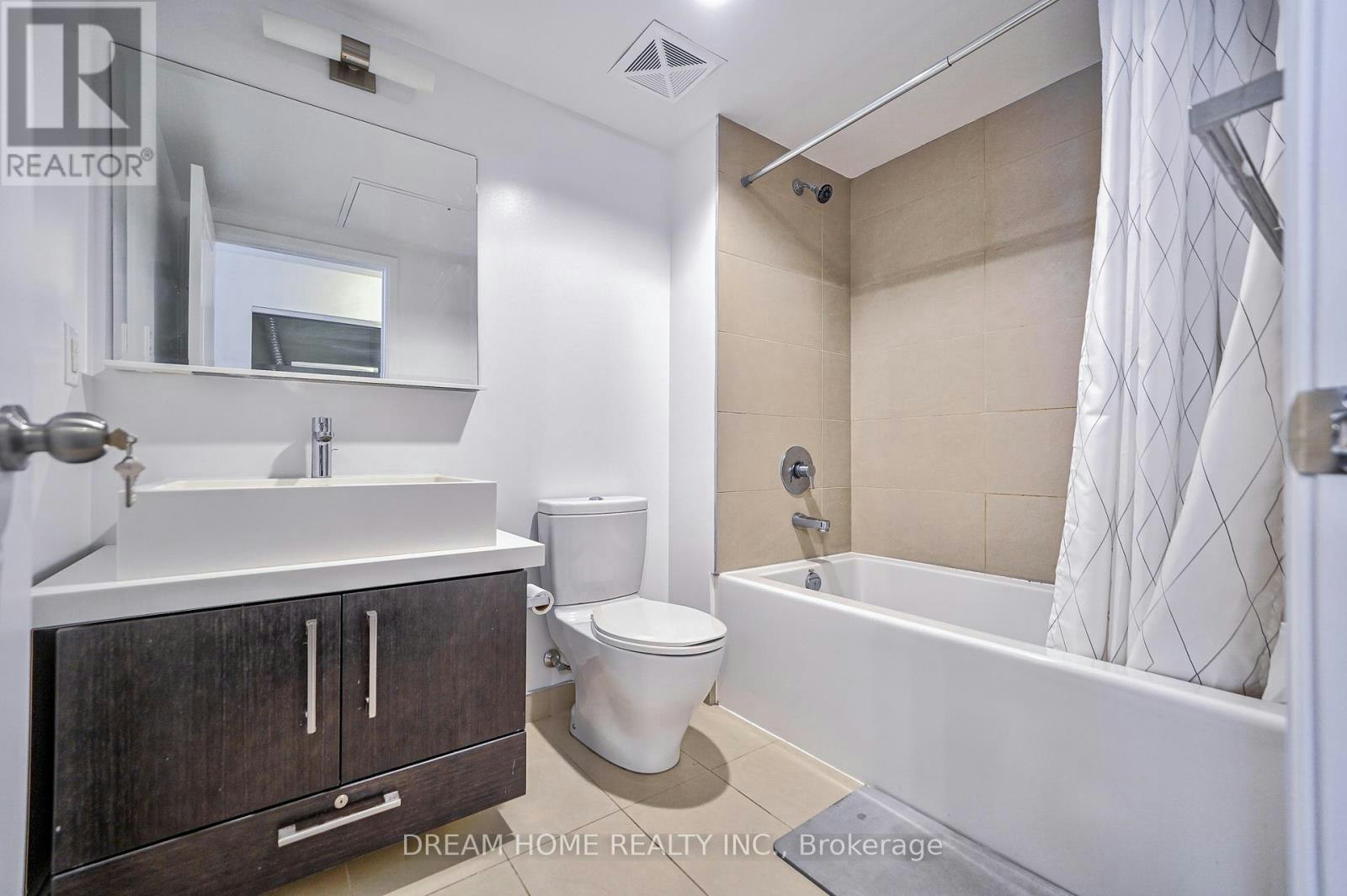 709-1080 Bay Street, Toronto, ON, M5S 0A5 - 15