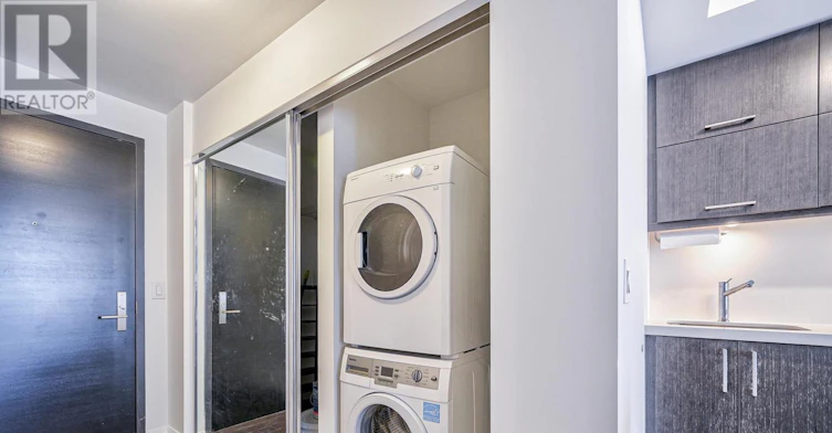 709-1080 Bay Street, Toronto, ON, M5S 0A5 - 14