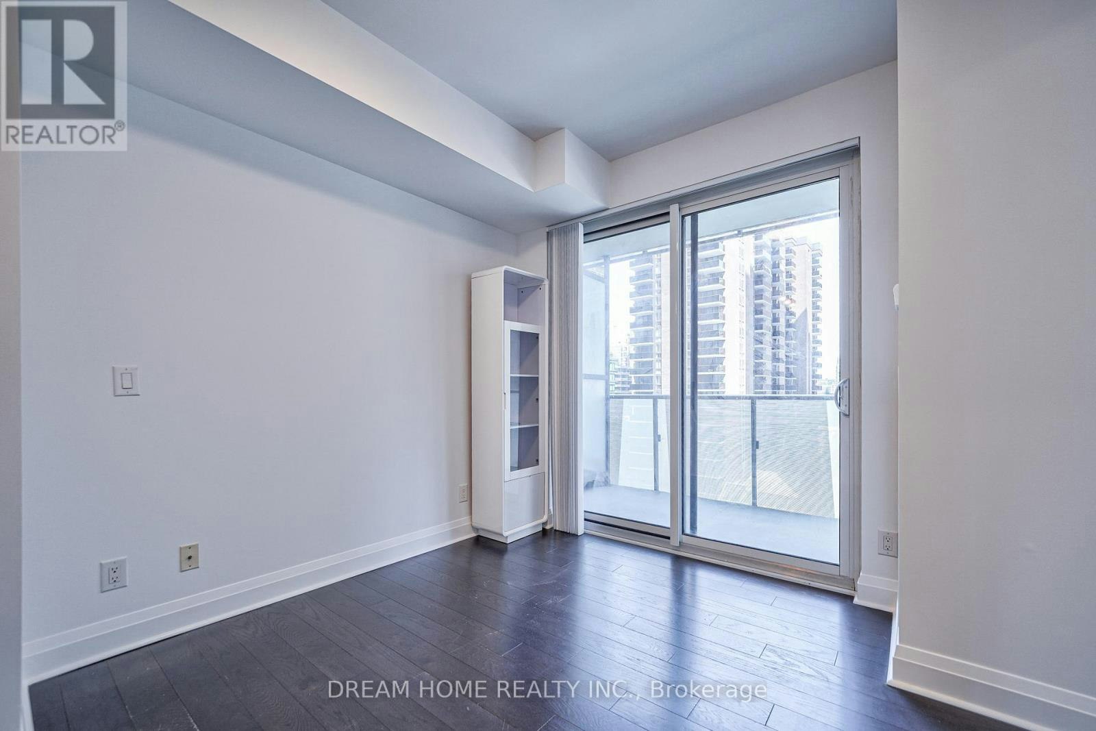 709-1080 Bay Street, Toronto, ON, M5S 0A5 - 9