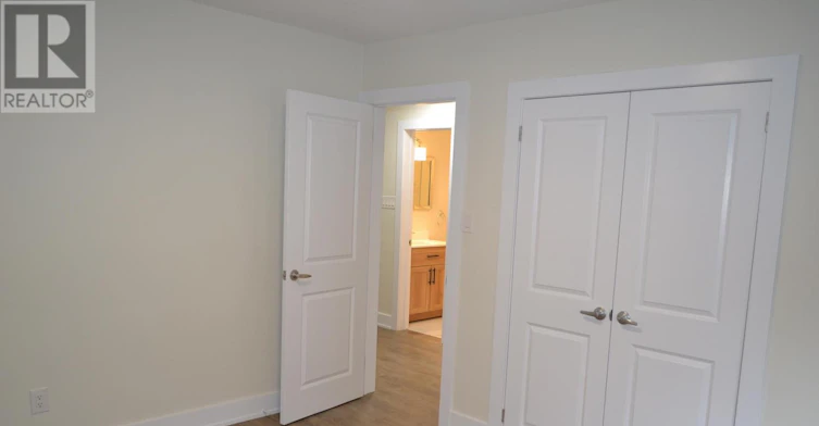 15 Cedar Brae Boulevard, Toronto, ON, M1J 2K1 - 13