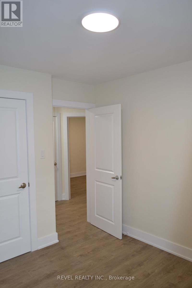 15 Cedar Brae Boulevard, Toronto, ON, M1J 2K1 - 17