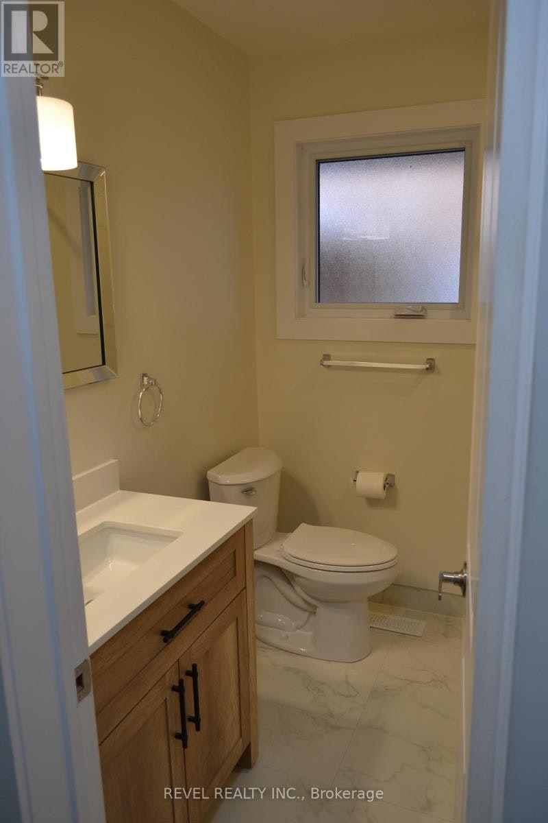 15 Cedar Brae Boulevard, Toronto, ON, M1J 2K1 - 9