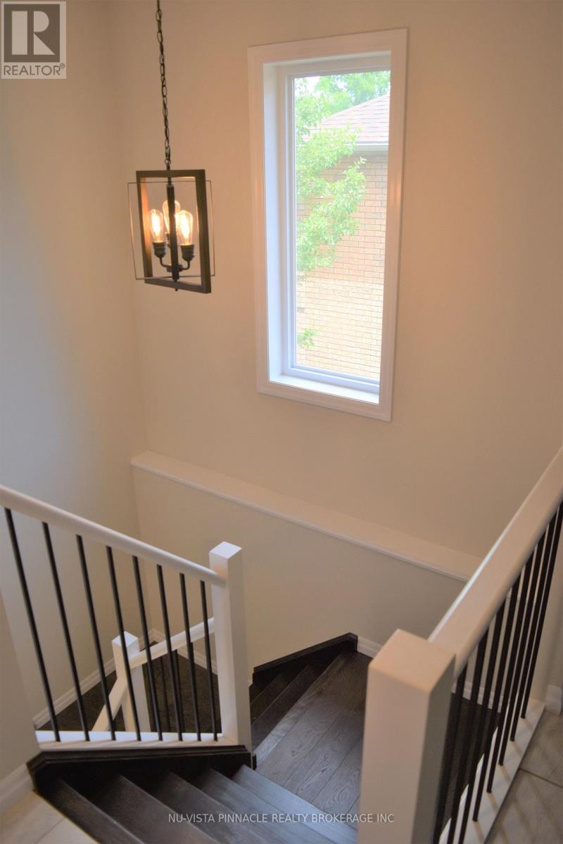 222 Cherry Street, Ingersoll, ON, N5C 1J2 - 32