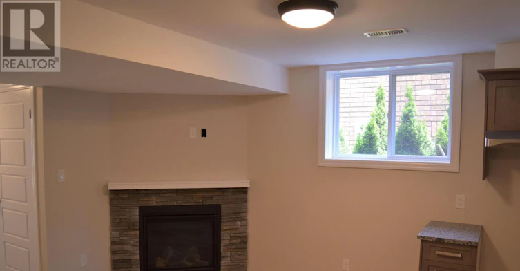222 Cherry Street, Ingersoll, ON, N5C 1J2 - 4