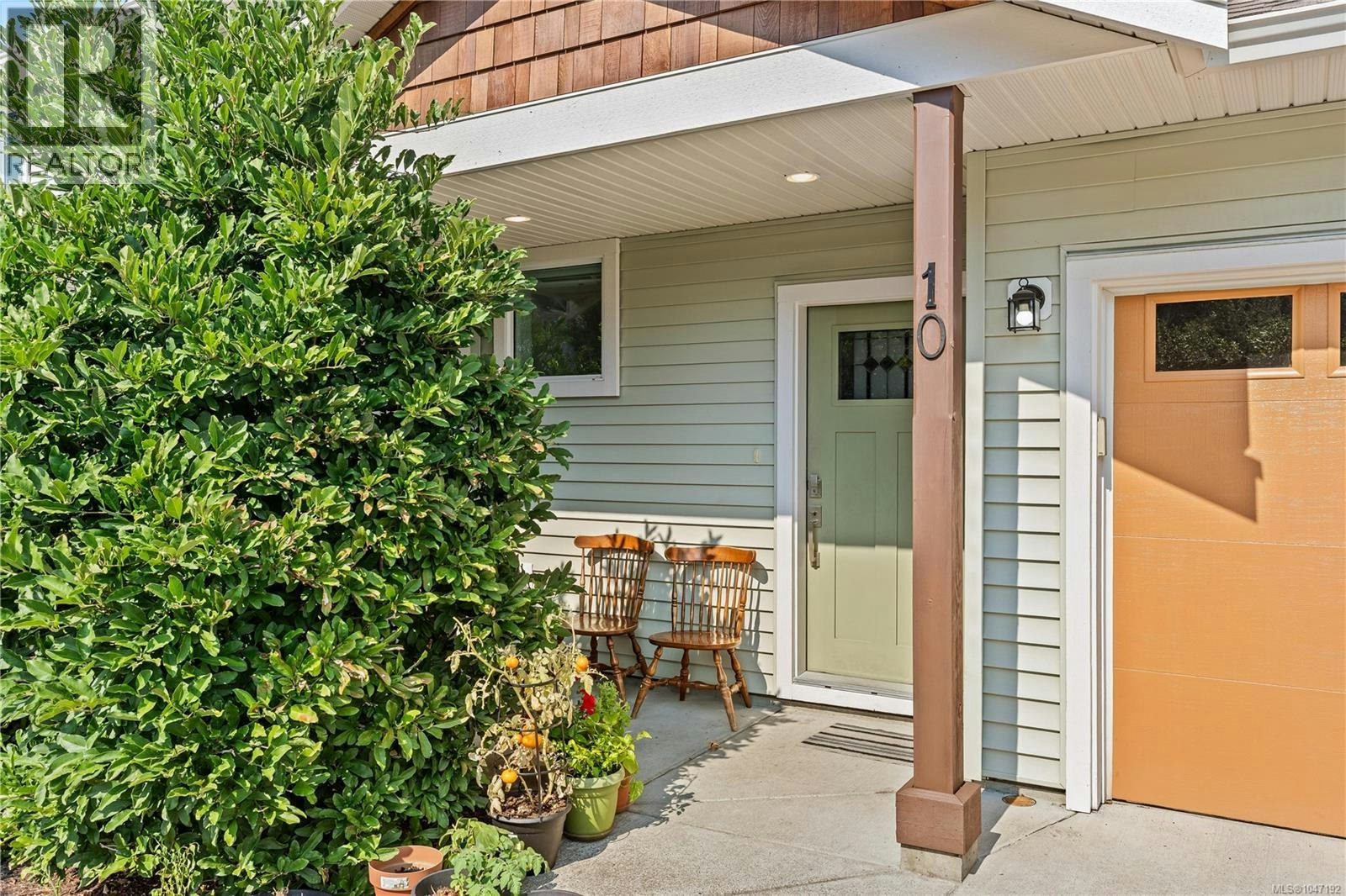 10-2109 13th Street, Courtenay, BC, V9N 0B1