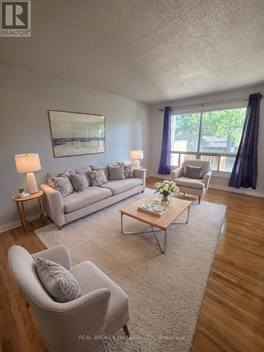 12-275 Blake Street, Barrie, ON, L4M 1K7