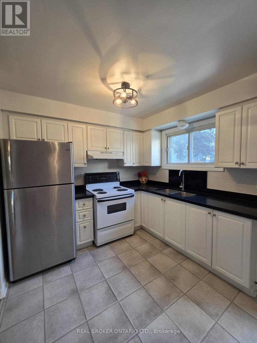12-275 Blake Street, Barrie, ON, L4M 1K7 - 3