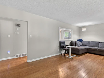 7804 136 Avenue NW - 4