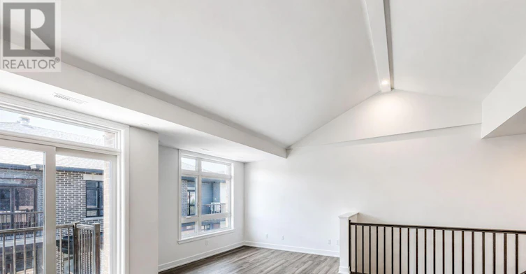 L-300 Tulum Crescent, Ottawa, ON, K2S 2Y4 - 2