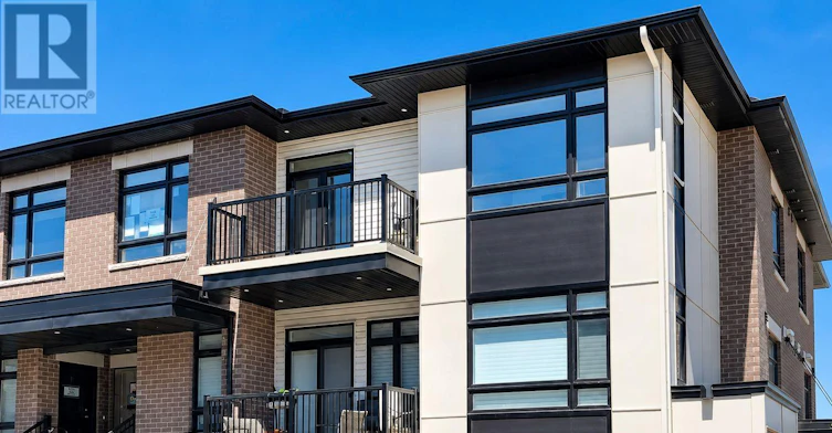 L-300 Tulum Crescent, Ottawa, ON, K2S 2Y4