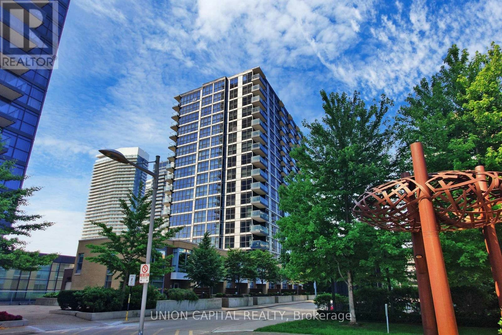 1011-19 Singer Court, Toronto, ON, M2K 0B2 - 17