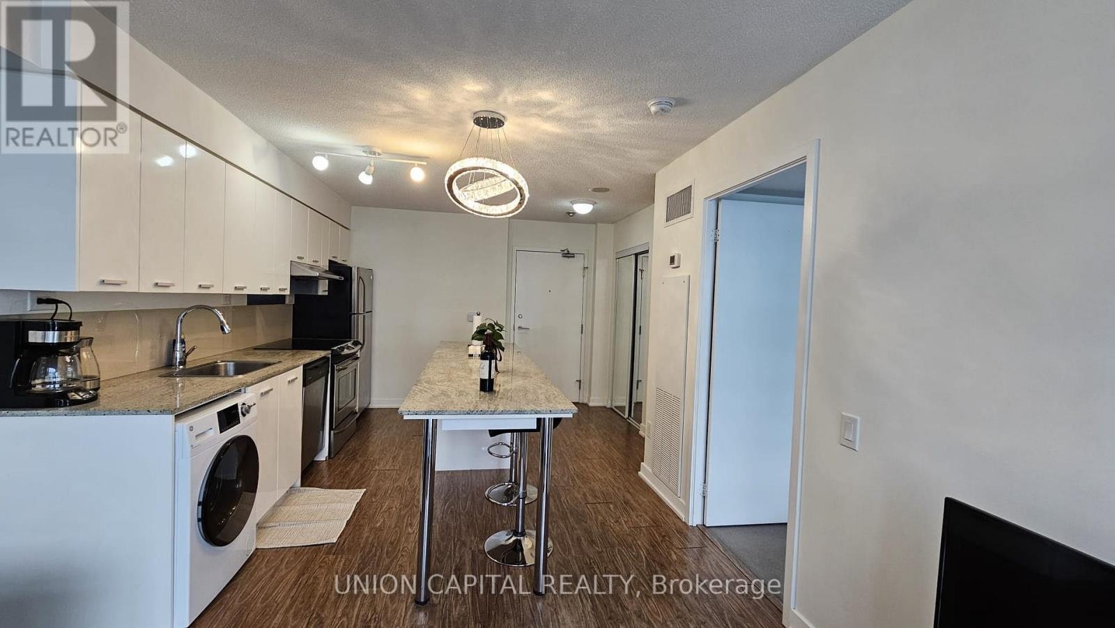 1011-19 Singer Court, Toronto, ON, M2K 0B2 - 8