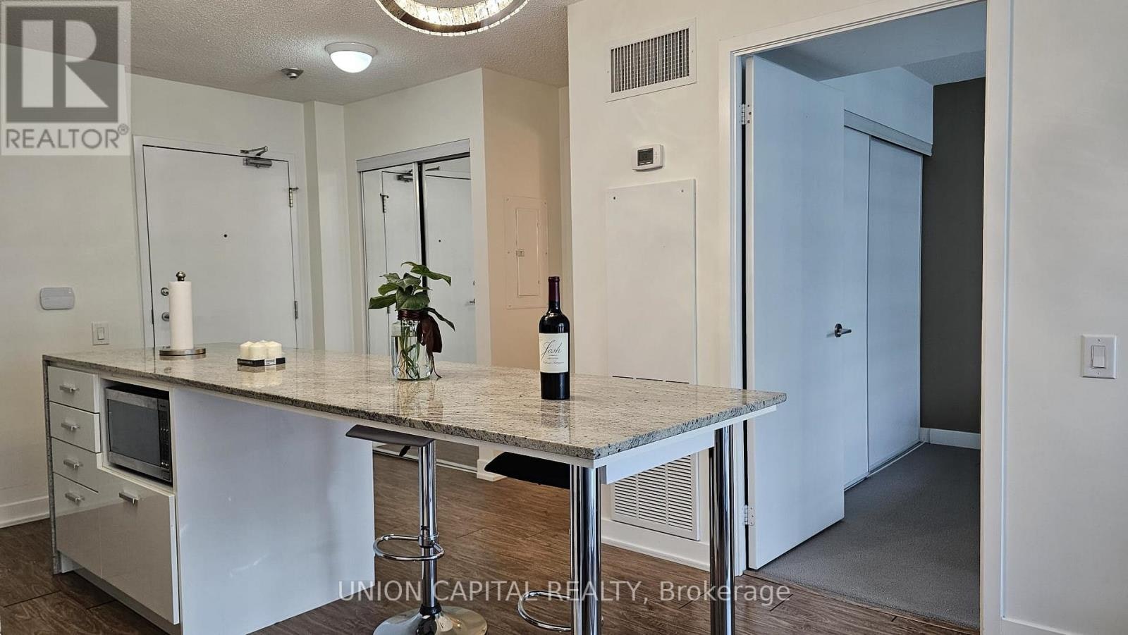 1011-19 Singer Court, Toronto, ON, M2K 0B2 - 10