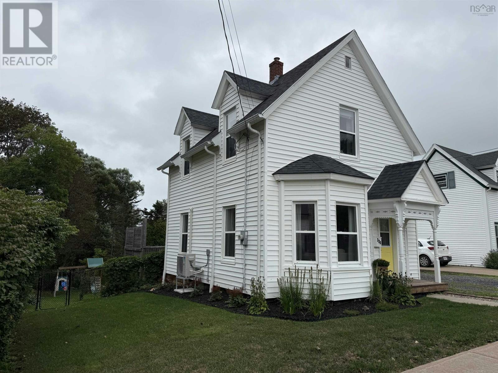 228 Cottage Street, New Glasgow, NS, B2H 4E7