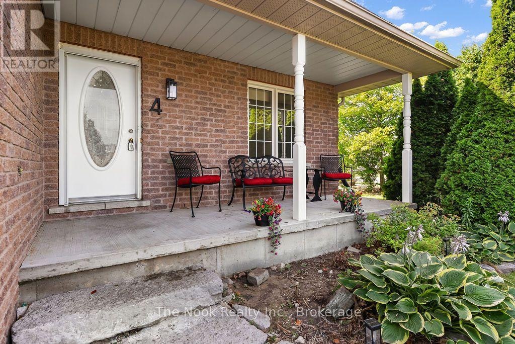 4 Champlain Boulevard, Kawartha Lakes, ON, K9V 0H9 - 4