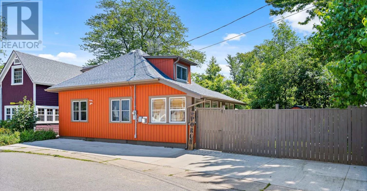 46 Belfast Road S, Fort Erie, ON, L0S 1B0 - 3