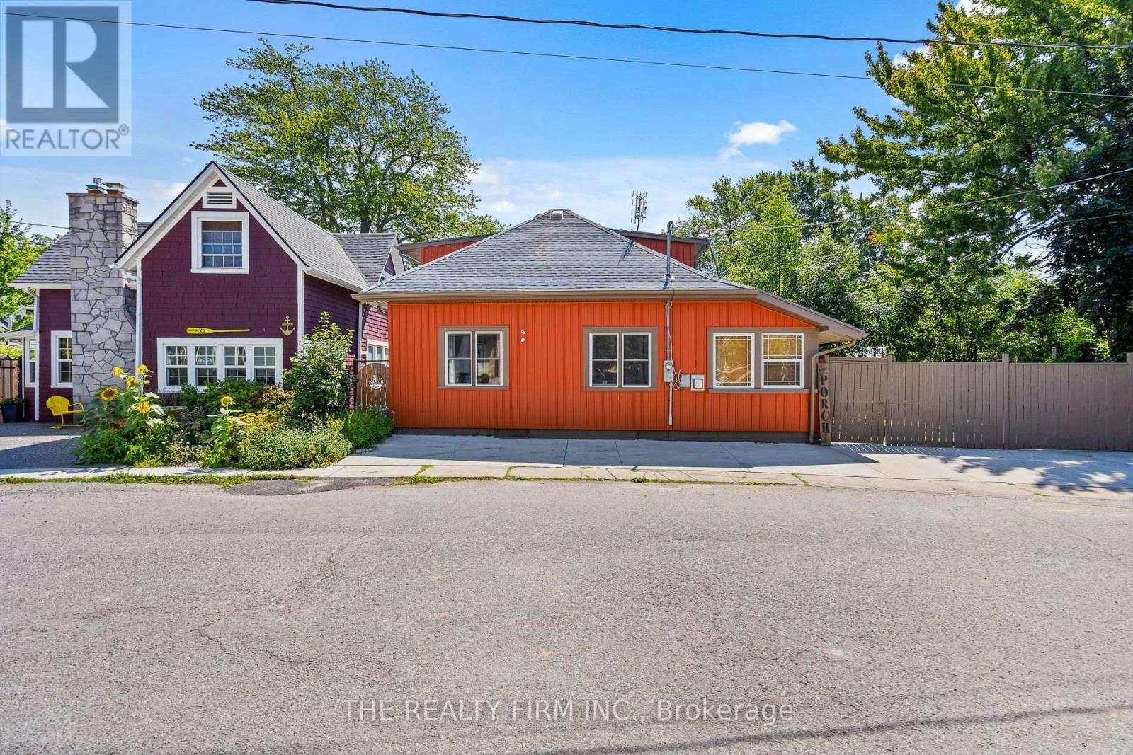 46 Belfast Road S, Fort Erie, ON, L0S 1B0 - 2