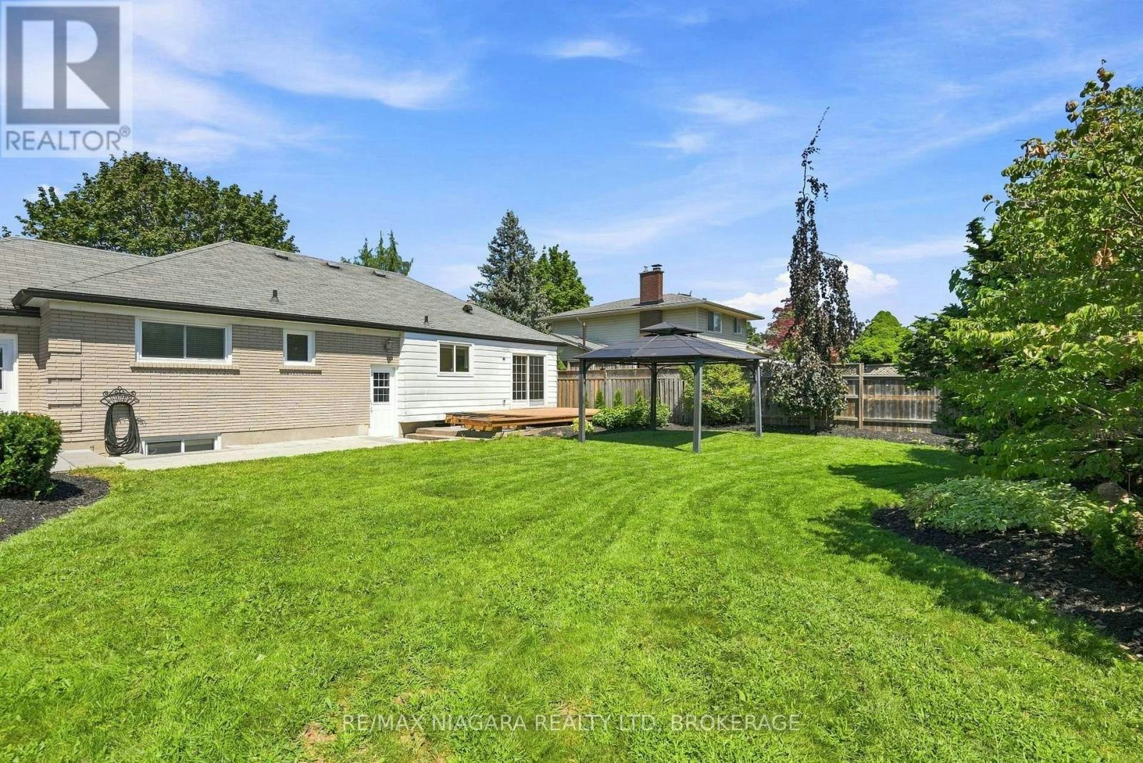 6 Royal Oak Drive, St. Catharines, ON, L2N 4B6 - 36