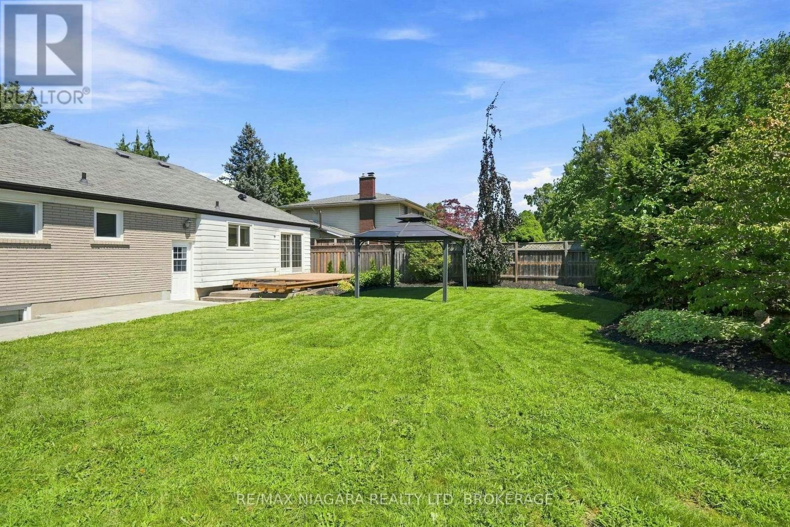 6 Royal Oak Drive, St. Catharines, ON, L2N 4B6 - 35