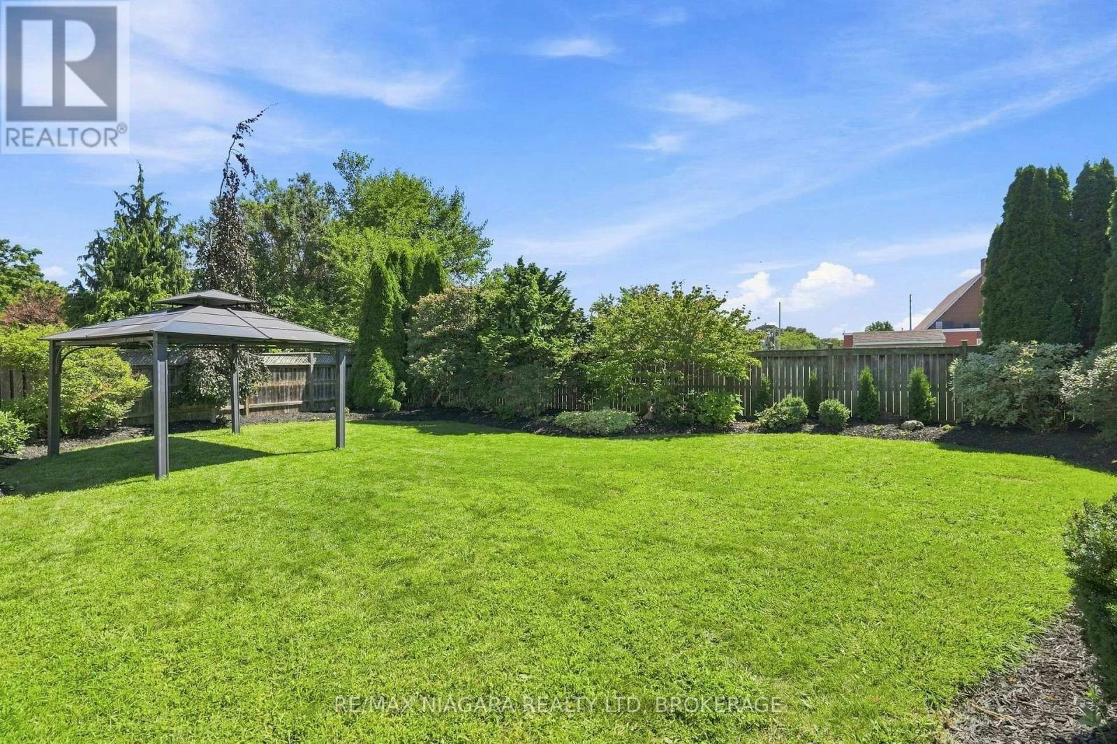 6 Royal Oak Drive, St. Catharines, ON, L2N 4B6 - 34