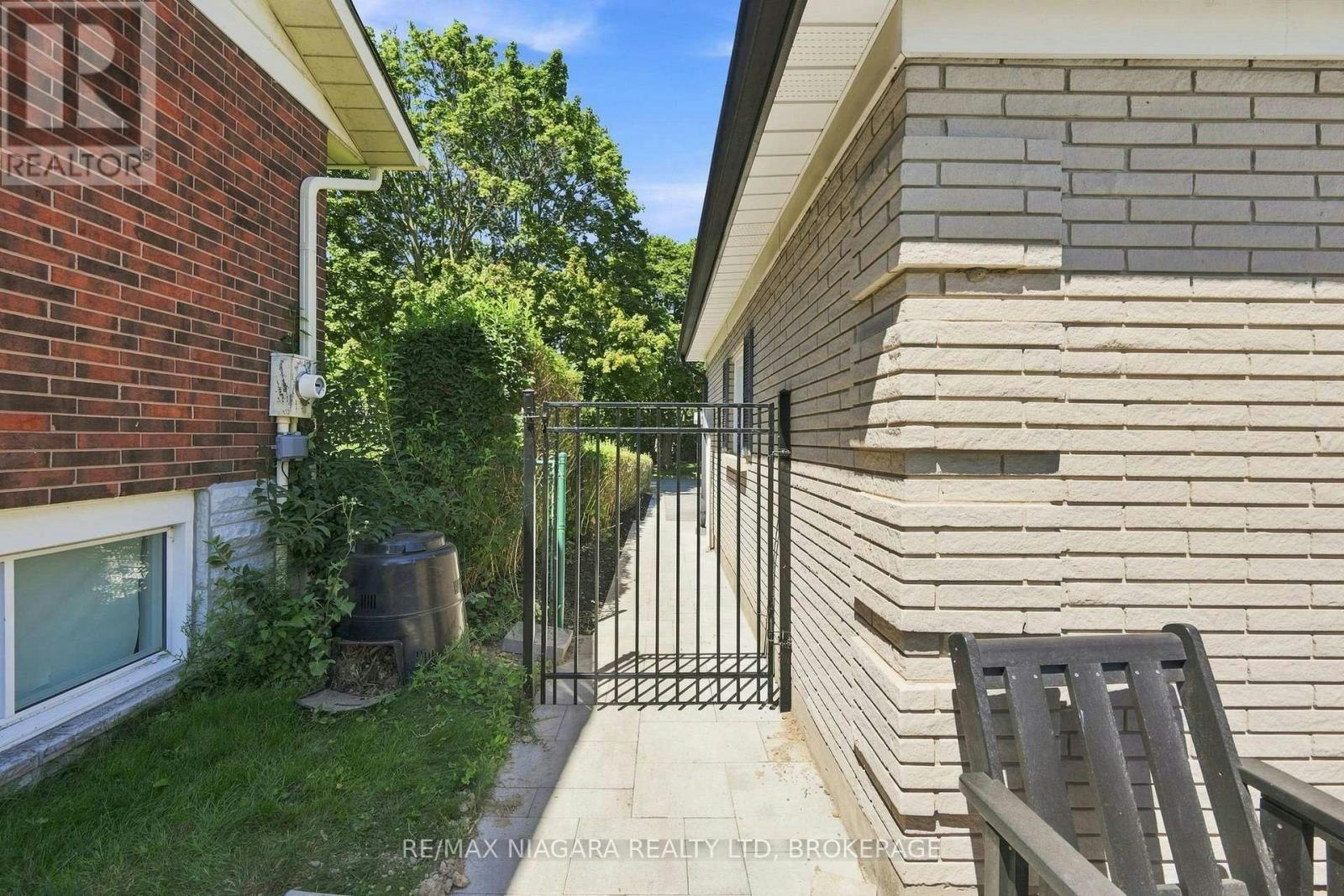 6 Royal Oak Drive, St. Catharines, ON, L2N 4B6 - 33