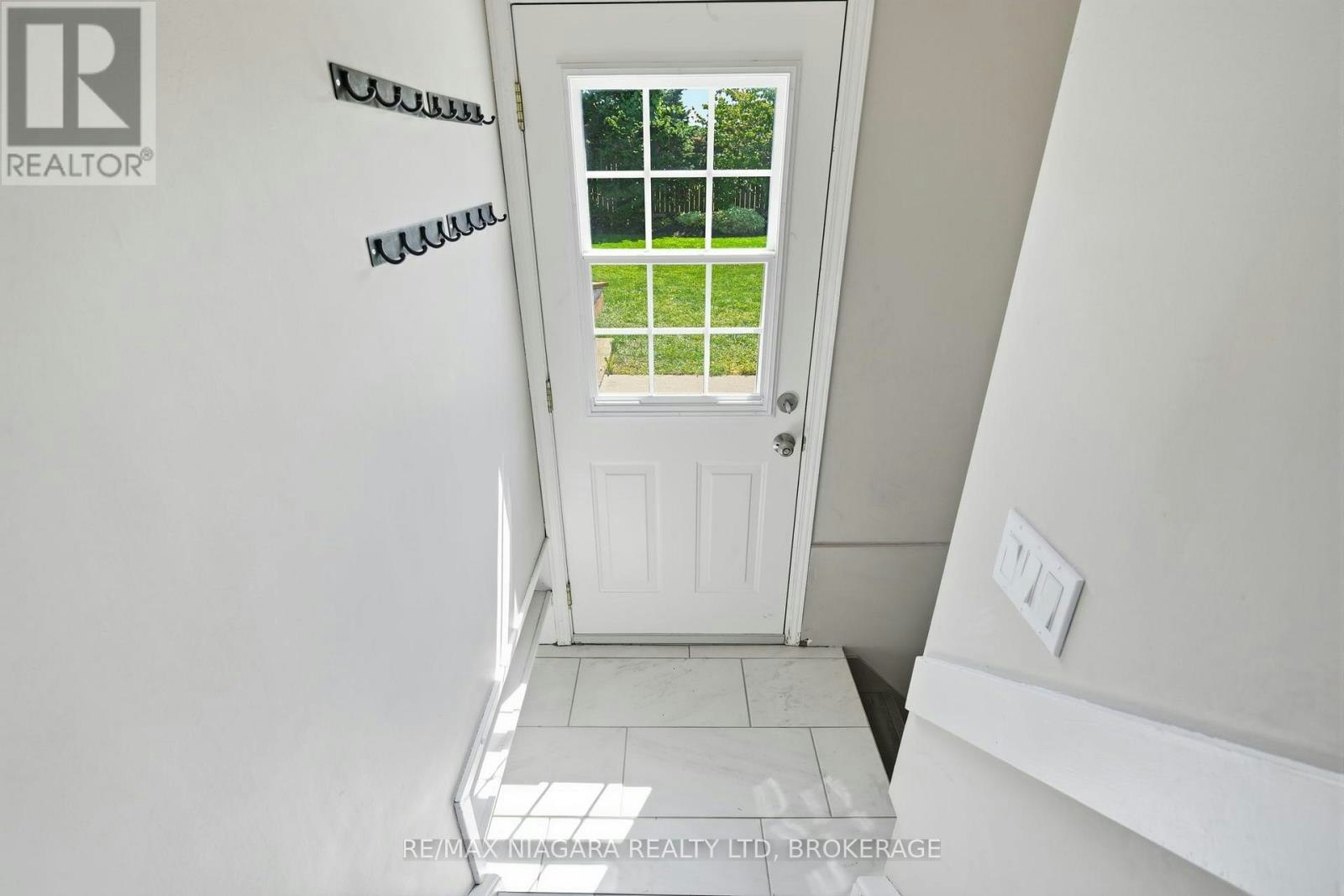 6 Royal Oak Drive, St. Catharines, ON, L2N 4B6 - 22