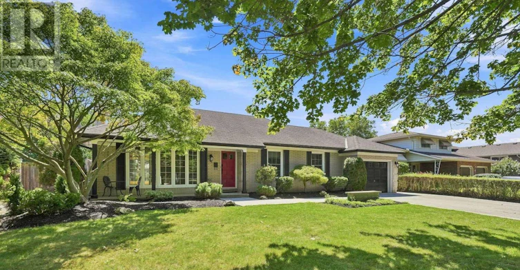 6 Royal Oak Drive, St. Catharines, ON, L2N 4B6 - 2