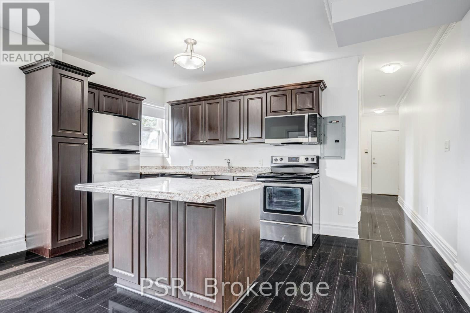 4-2 Craighurst Avenue, Toronto, ON, M4R 1J8 - 2