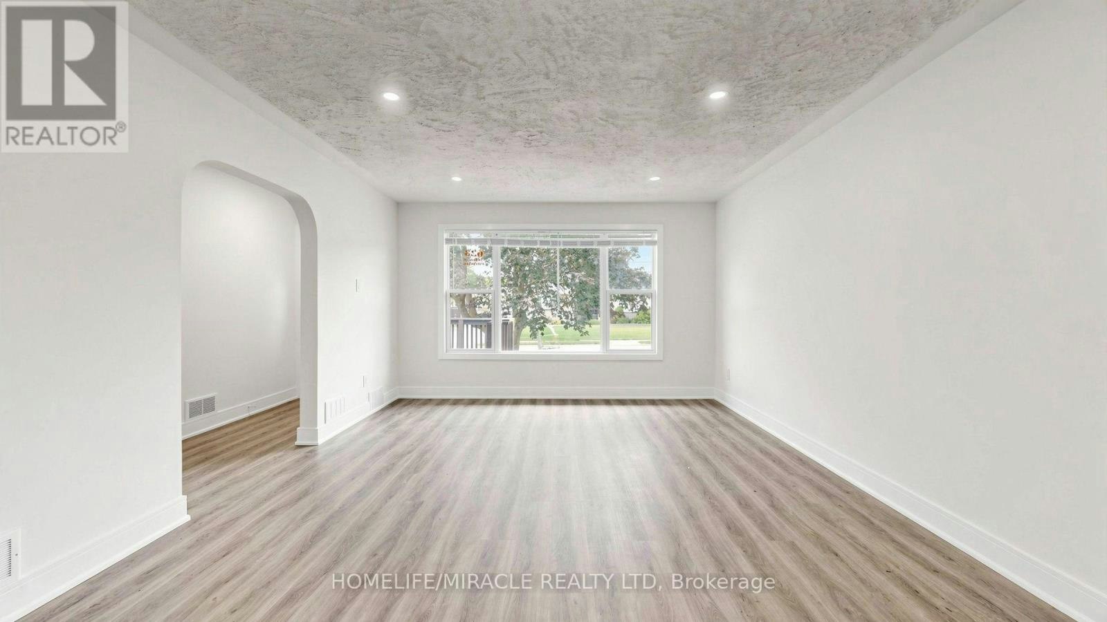 623 Olive Avenue, Oshawa, ON, L1H 2R8 - 7