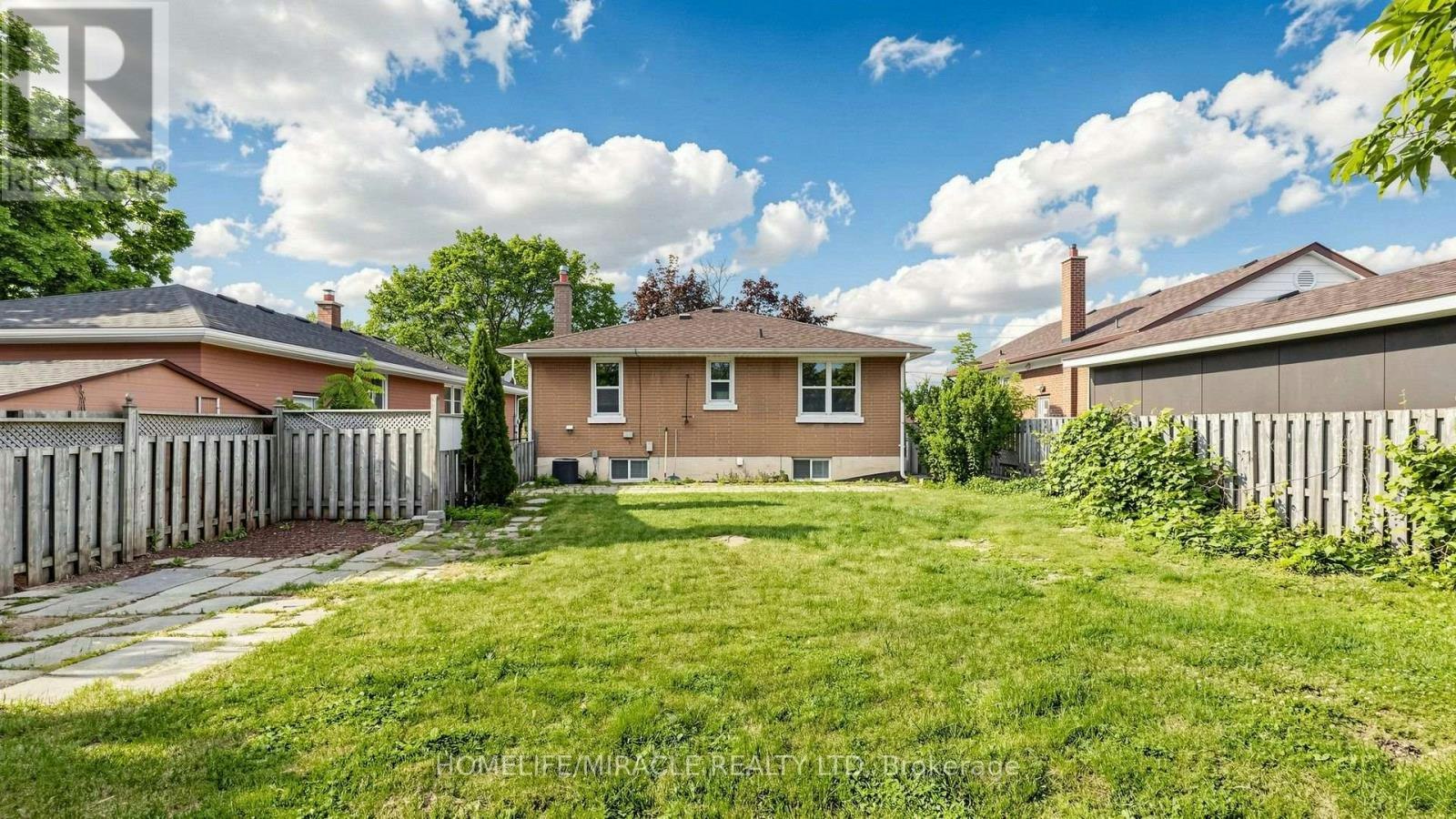 623 Olive Avenue, Oshawa, ON, L1H 2R8 - 48