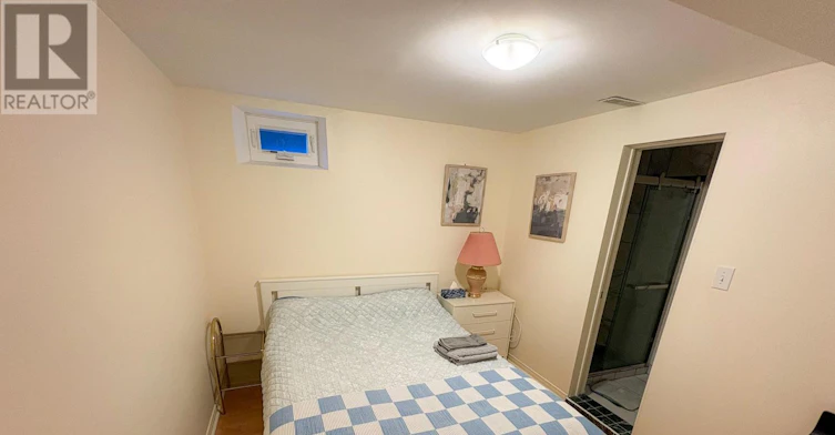 17 Breda Court, Richmond Hill, ON, L4C 6E1 - 18