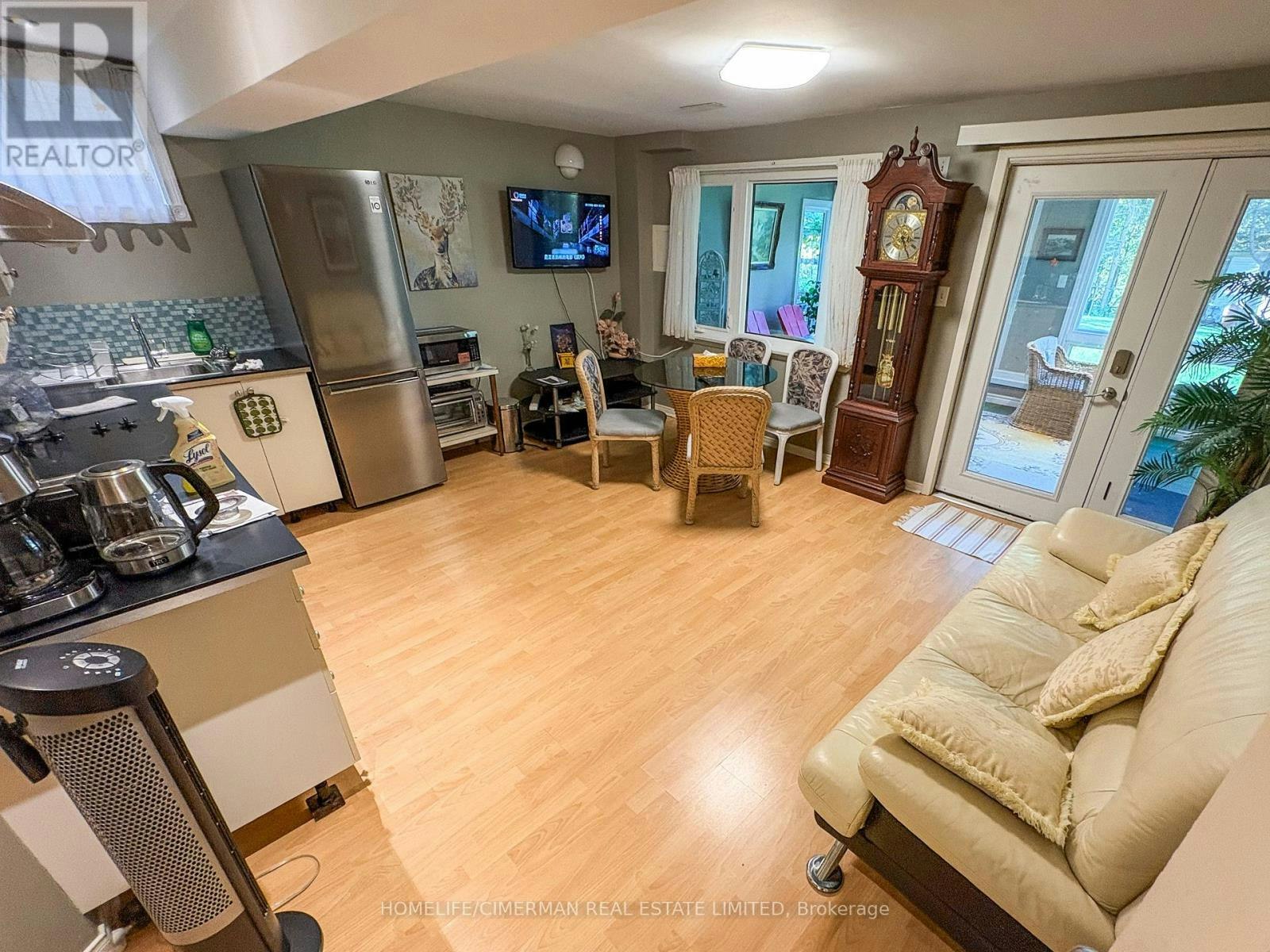 17 Breda Court, Richmond Hill, ON, L4C 6E1 - 7