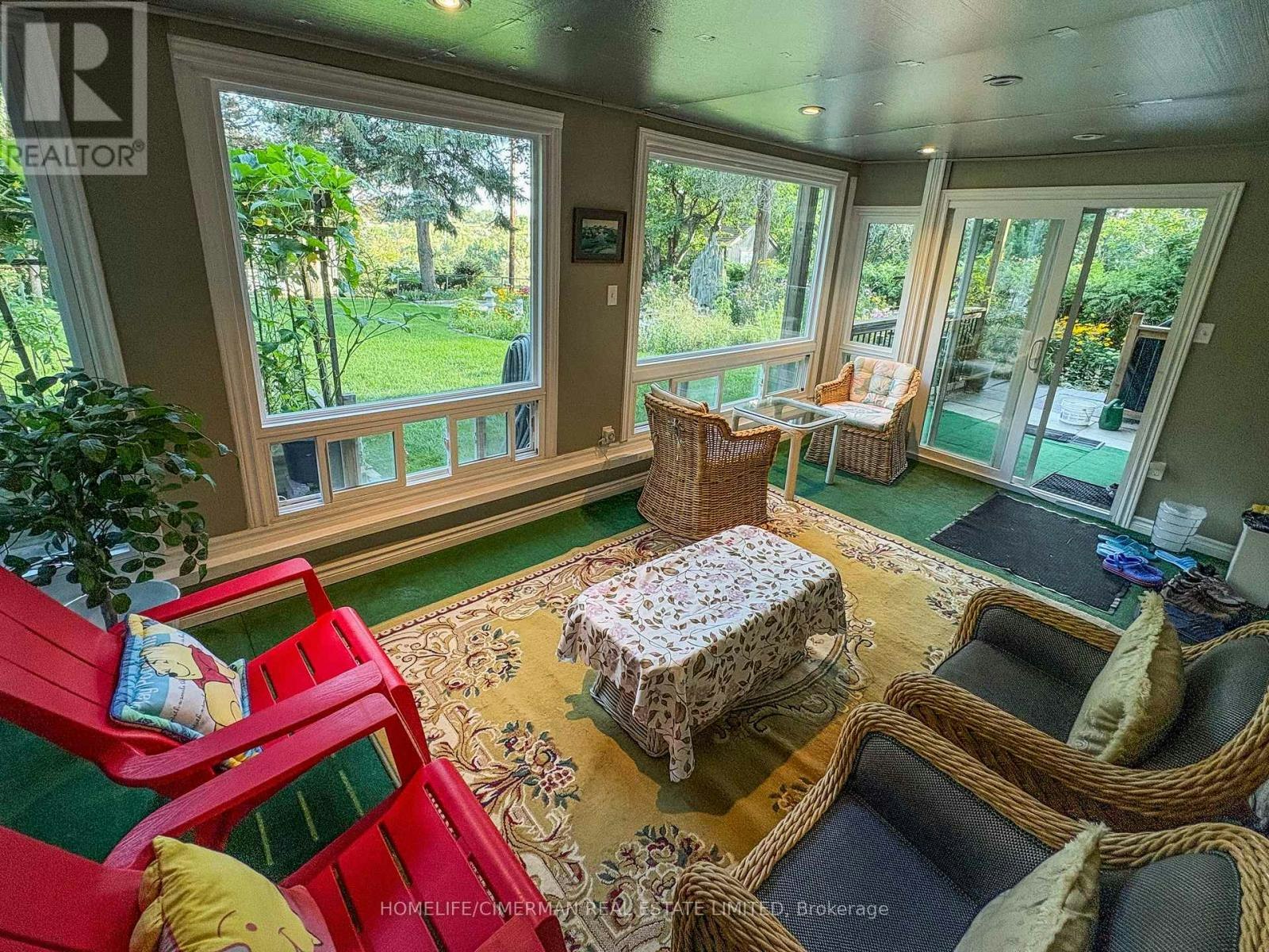 17 Breda Court, Richmond Hill, ON, L4C 6E1 - 3