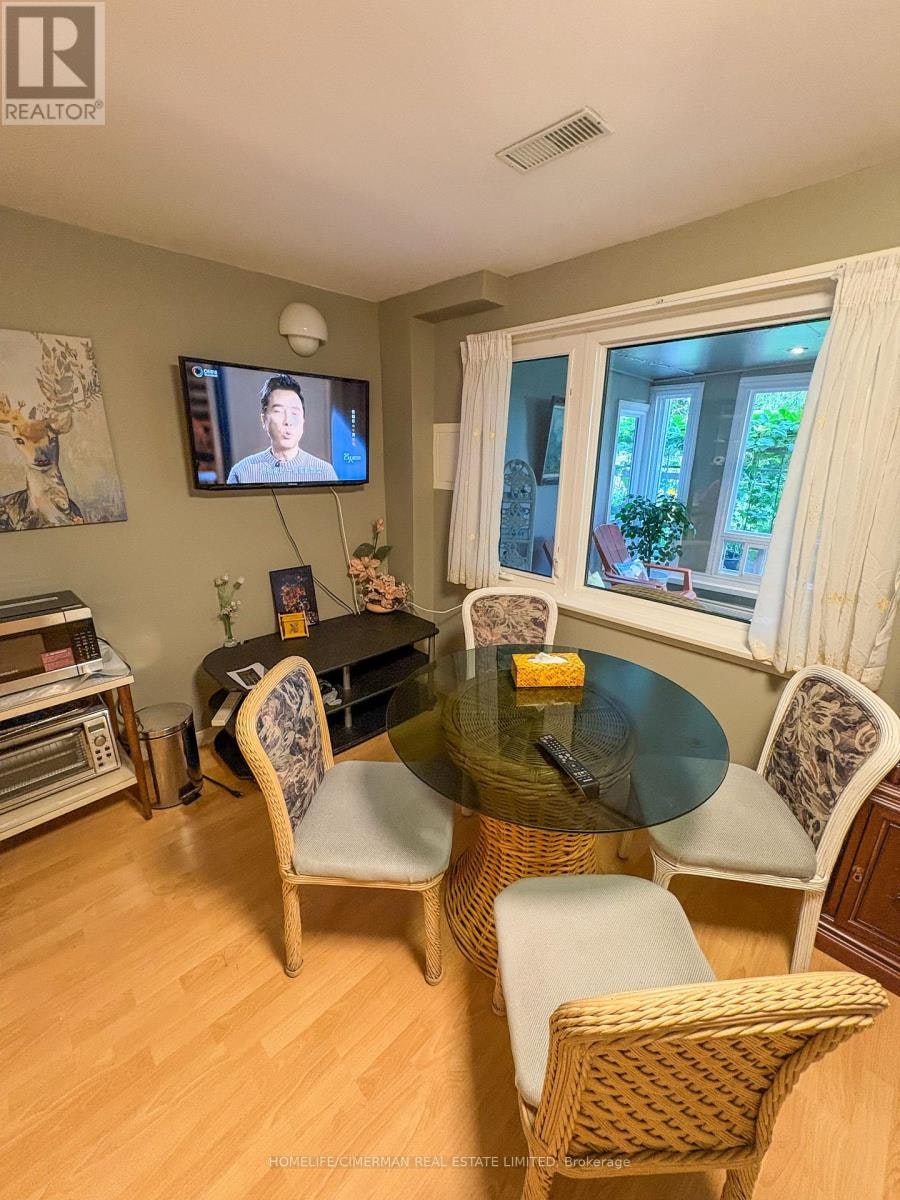 17 Breda Court, Richmond Hill, ON, L4C 6E1 - 10