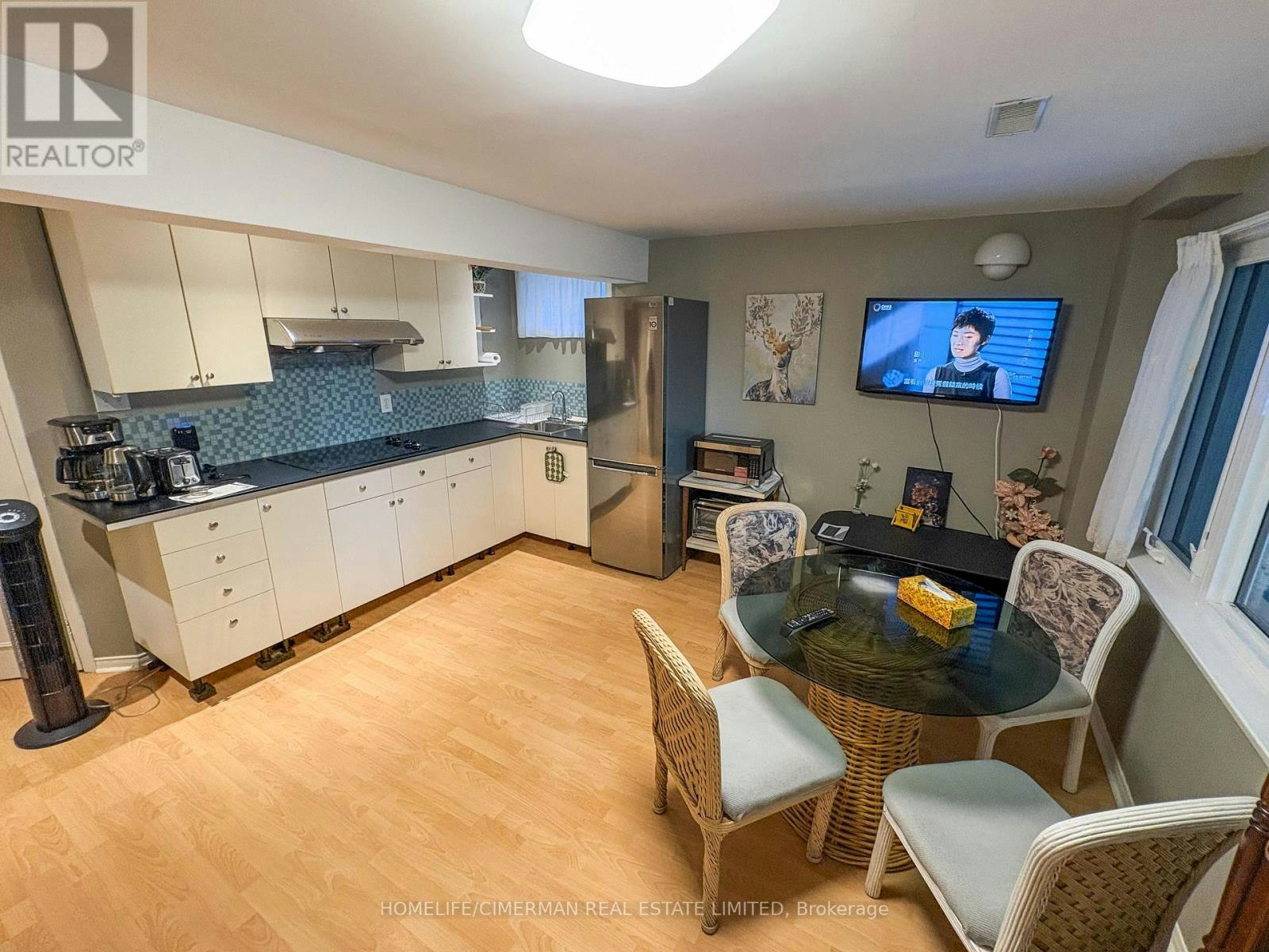 17 Breda Court, Richmond Hill, ON, L4C 6E1 - 8