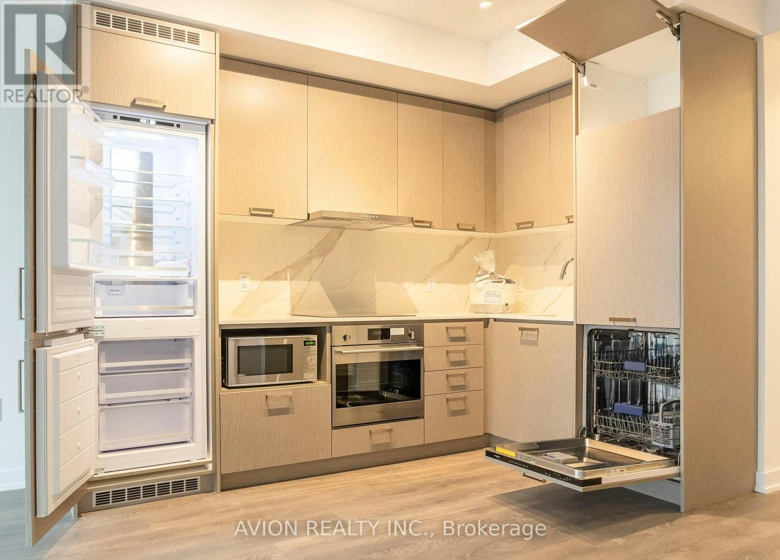1716-10 Honeycrisp Crescent, Vaughan, ON, L4K 5Z8 - 15